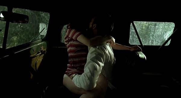 024_829x448 024_829x448