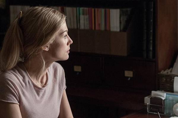 gone-girl04_680x452