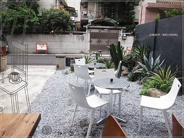 INO home-店內窗外庭院.JPG INO home-店內窗外庭院.JPG