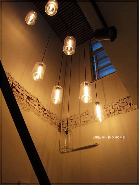 INO home-樓梯燈.JPG INO home-樓梯燈.JPG