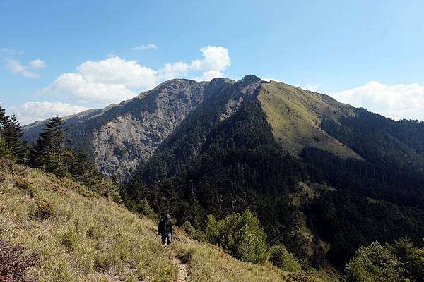 4.0K回望合歡北峰方向 4.0K回望合歡北峰方向