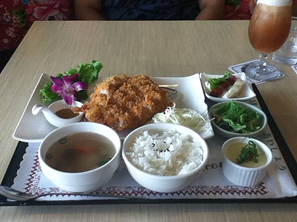 IMG_0010.JPG IMG_0010.JPG