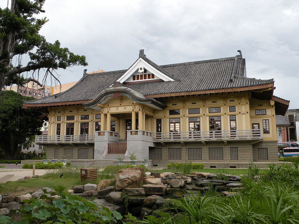 1280px-Tainan_Butokuden 1280px-Tainan_Butokuden