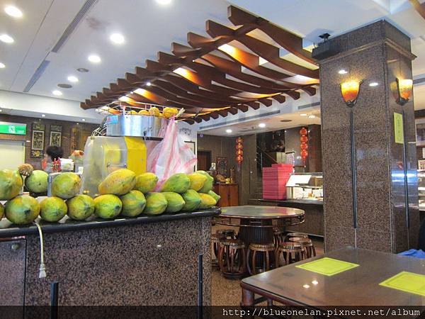 IMG_2305.JPG IMG_2305.JPG