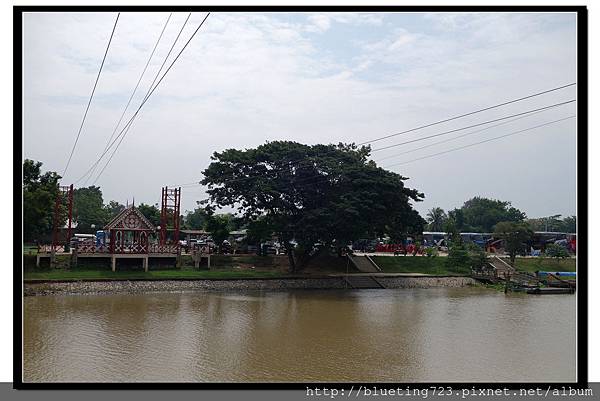 泰國大城府《安娜教堂Wat Niwet Thammaprawat》渡河流籠7.jpg