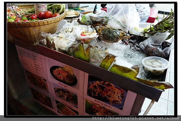 泰國曼谷小吃《涼拌海鮮》1.jpg