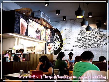 早午餐-鯊魚咬吐司009 早午餐-鯊魚咬吐司009