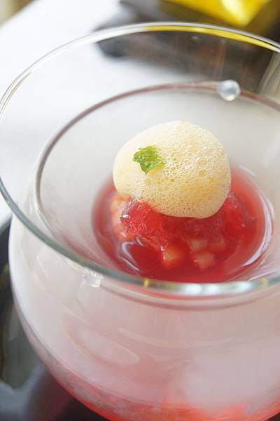 les baies givrees sur un jus epice aux saveurs citronnees.JPG les baies givrees sur un jus epice aux saveurs citronnees.JPG