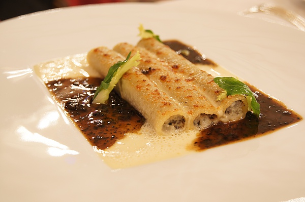 marcaronis farcis-truffe noire-artichaut-foie gras-gratin au vieux parmesan 1.JPG