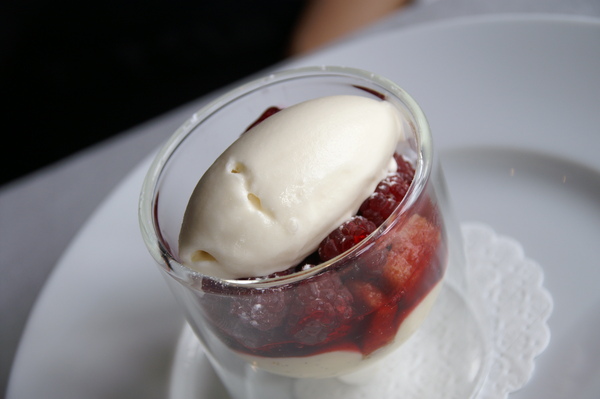 framboise-lait d'amonde.JPG framboise-lait d'amonde.JPG
