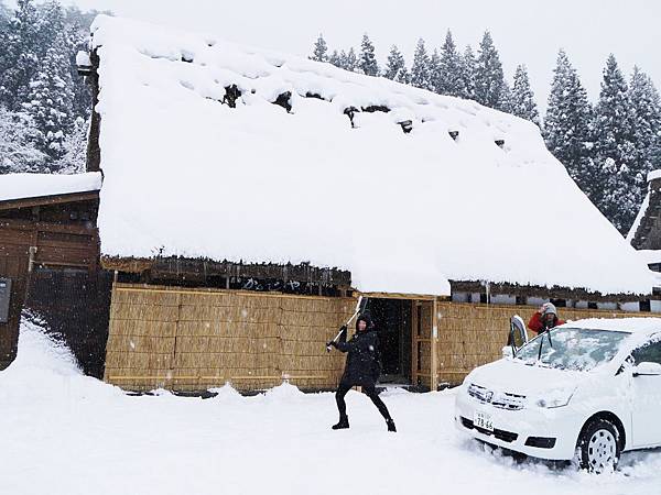 開始玩雪了 開始玩雪了