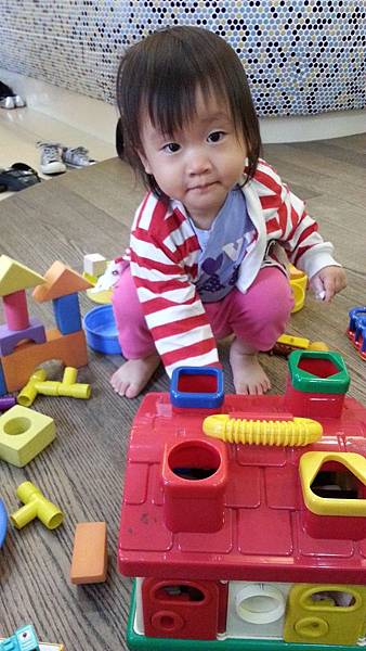 102.10.09葡萄藤兒童牙科 (7).jpg