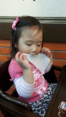 103.04.28亮亮拔牙 (10).jpg 103.04.28亮亮拔牙 (10).jpg