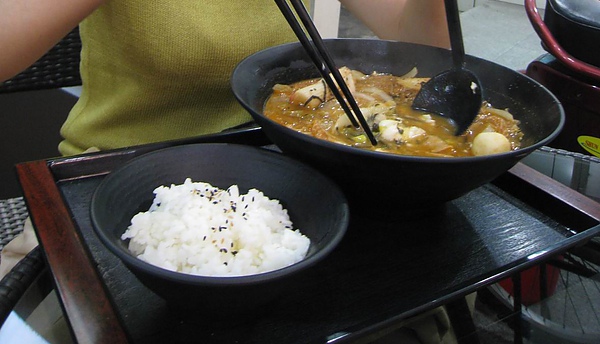 [南投] 草屯優其林-泡菜燒肉鍋