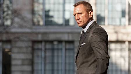 video-skyfall-articleLarge