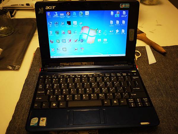 acer aspire one zg5 linux recovery disk download