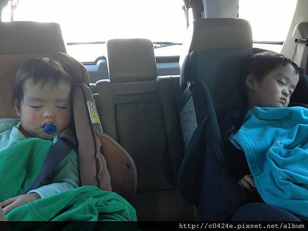 中興車上睡著了 中興車上睡著了