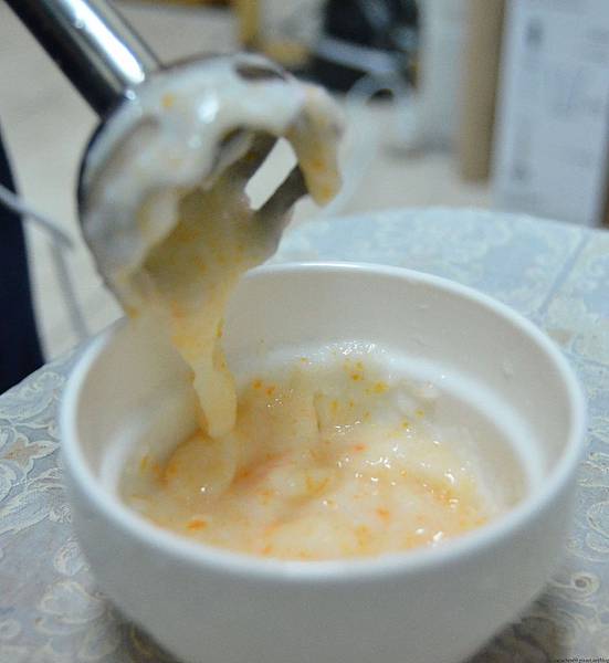 Cuisinart 手持式攪拌棒 CSB-76TW (27) Cuisinart 手持式攪拌棒 CSB-76TW (27)