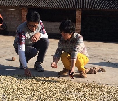 1419299706-3561454500