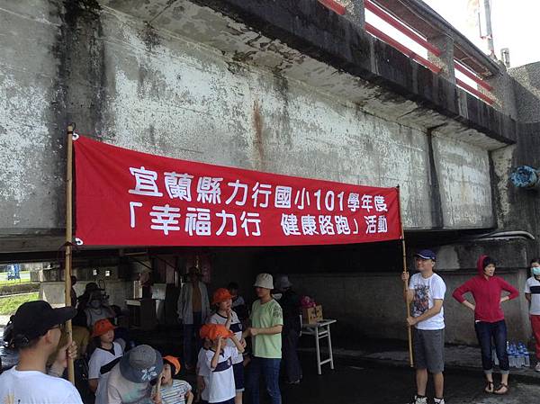 IMG_0971 (Medium) IMG_0971 (Medium)