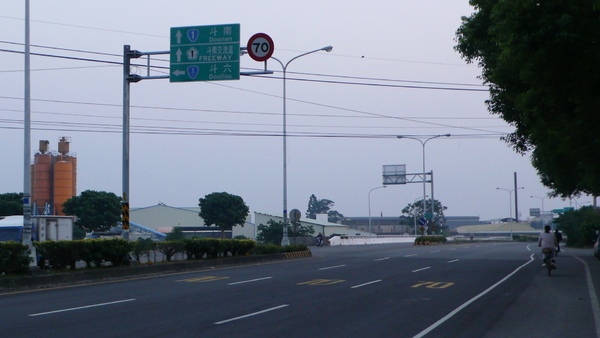 24904934:忙碌的車流，恬靜的稻田-開始與結束的省道台1丁(下)