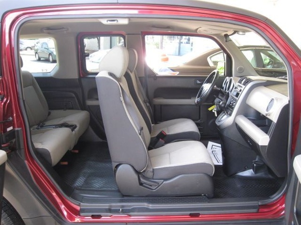 2008 Honda Element LX 2WD 19.jpg