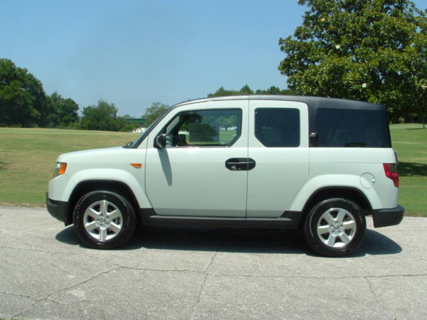 2008 Honda Element LX 2WD 20.jpg