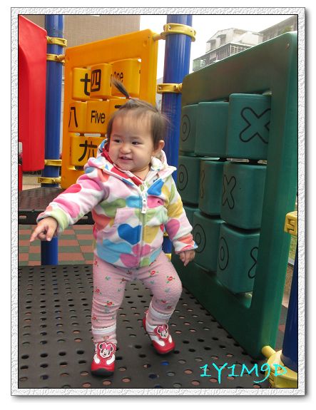 1Y1M09D-01.jpg 1Y1M09D-01.jpg