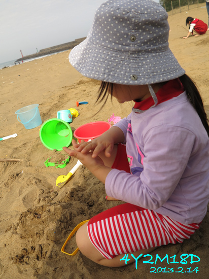 4Y02M18D-金山海邊-01.jpg 4Y02M18D-金山海邊-01.jpg