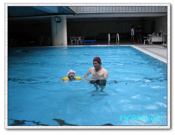 1Y8M26D-01.jpg 1Y8M26D-01.jpg