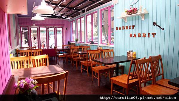 【食記】狡兔有三窟!!《Rabbit Rabbit》三號店-Rabbit Rabbit 【食記】狡兔有三窟!!《Rabbit Rabbit》三號店-Rabbit Rabbit