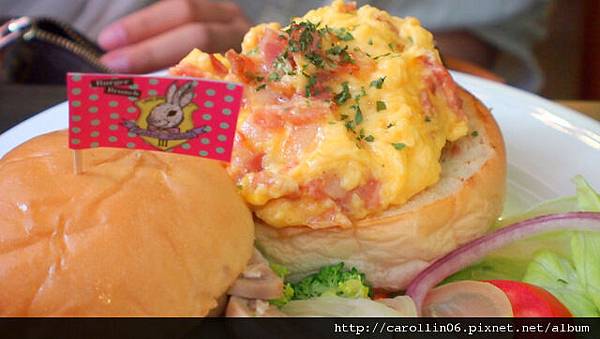 【食記】狡兔有三窟!!《Rabbit Rabbit》三號店-Rabbit Rabbit 【食記】狡兔有三窟!!《Rabbit Rabbit》三號店-Rabbit Rabbit