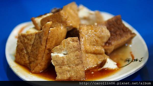 【食記】豬的精華一口吃《三粒米粉湯》-三粒米粉湯 【食記】豬的精華一口吃《三粒米粉湯》-三粒米粉湯