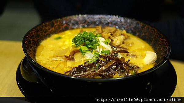 【食記】來自鹿兒島的《麵家三士》MAN力十足-麵家三士 【食記】來自鹿兒島的《麵家三士》MAN力十足-麵家三士