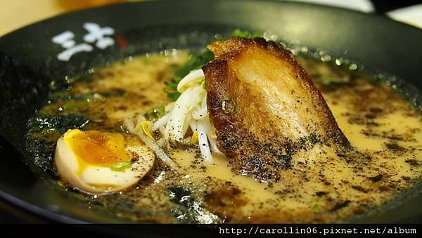 【食記】來自鹿兒島的《麵家三士》MAN力十足-麵家三士 【食記】來自鹿兒島的《麵家三士》MAN力十足-麵家三士