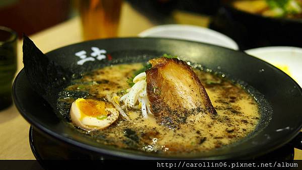 【食記】來自鹿兒島的《麵家三士》MAN力十足-麵家三士 【食記】來自鹿兒島的《麵家三士》MAN力十足-麵家三士