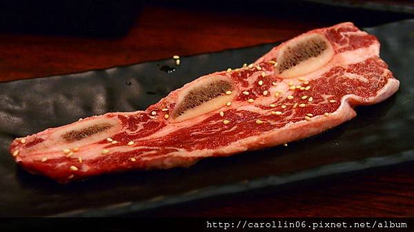 【食記】小三助烤《鑽木取火日式燒肉》新莊泰林店-鑽木取火 【食記】小三助烤《鑽木取火日式燒肉》新莊泰林店-鑽木取火