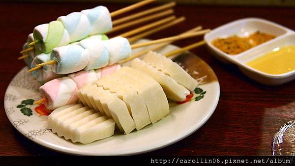 【食記】小三助烤《鑽木取火日式燒肉》新莊泰林店-鑽木取火 【食記】小三助烤《鑽木取火日式燒肉》新莊泰林店-鑽木取火