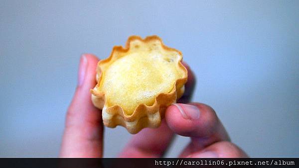 【美食】宜蘭。《平胸妹脆皮雞蛋糕 》羅東夜市小吃攤 【美食】宜蘭。《平胸妹脆皮雞蛋糕 》羅東夜市小吃攤