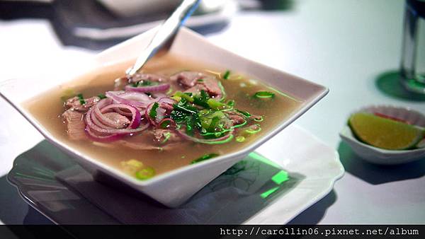 發現越越式時尚料理(信義店)：【食記】《發現越》越式時尚料理