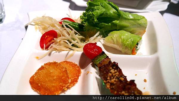 發現越越式時尚料理(信義店)：【食記】《發現越》越式時尚料理