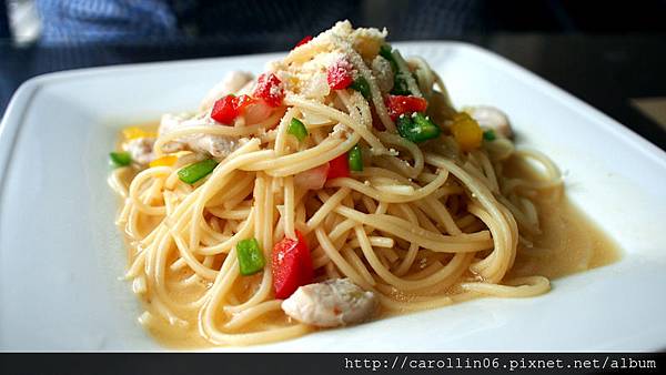 【隨興食記】基隆。台式義大利麵《樂活美食坊》-樂活美食坊 【隨興食記】基隆。台式義大利麵《樂活美食坊》-樂活美食坊