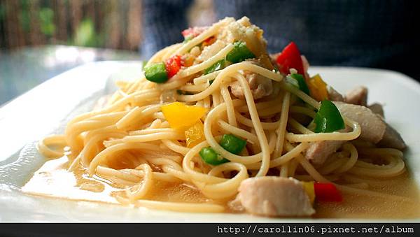 【隨興食記】基隆。台式義大利麵《樂活美食坊》-樂活美食坊 【隨興食記】基隆。台式義大利麵《樂活美食坊》-樂活美食坊