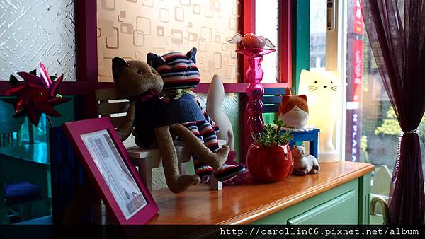 【食記】基隆。《貓小路cafe》繽紛貓主題-貓小路 【食記】基隆。《貓小路cafe》繽紛貓主題-貓小路