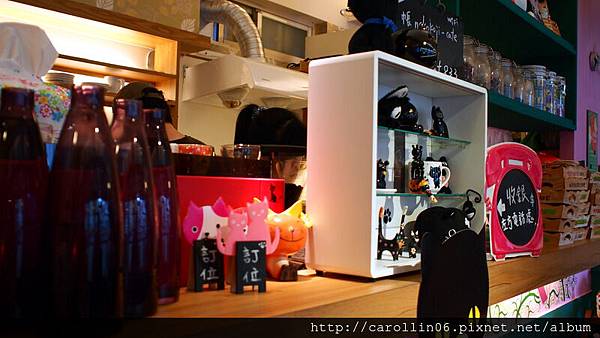 【食記】基隆。《貓小路cafe》繽紛貓主題-貓小路 【食記】基隆。《貓小路cafe》繽紛貓主題-貓小路