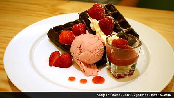 【隨興食記】莫名其妙《莫凡彼咖啡館 》難得令我抱怨連連-莫凡彼 【隨興食記】莫名其妙《莫凡彼咖啡館 》難得令我抱怨連連-莫凡彼