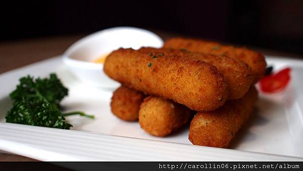 【隨興食記】《米塔義式廚房》下午茶便宜表現失色-米塔義式廚房 【隨興食記】《米塔義式廚房》下午茶便宜表現失色-米塔義式廚房