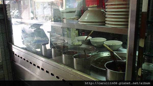 【美食】台北。文山區木柵市場《吃香喝辣牛肉麵食館》獨特養生湯頭-吃香喝辣 【美食】台北。文山區木柵市場《吃香喝辣牛肉麵食館》獨特養生湯頭-吃香喝辣