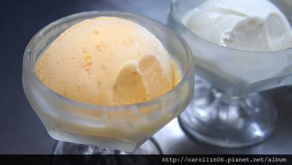 【美食】台北。西門町《雪王冰淇淋》73種獨家特色口味供應中心-雪王 【美食】台北。西門町《雪王冰淇淋》73種獨家特色口味供應中心-雪王