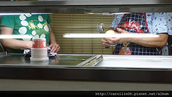 【美食】台北。西門町《雪王冰淇淋》73種獨家特色口味供應中心-雪王 【美食】台北。西門町《雪王冰淇淋》73種獨家特色口味供應中心-雪王